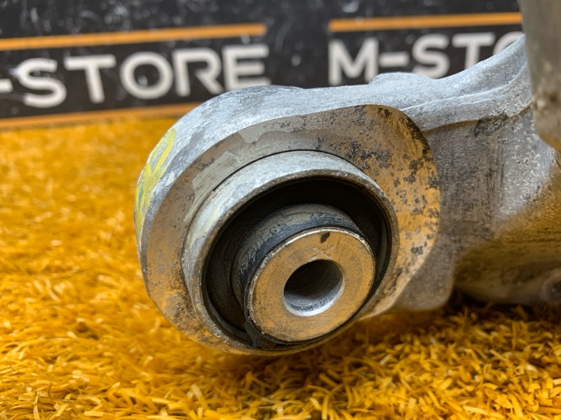 кулак поворотный, 2000 рублей, Красноярск