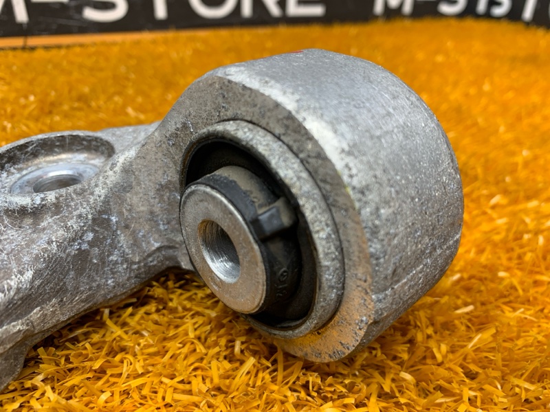 кулак поворотный, 2000 рублей, Красноярск