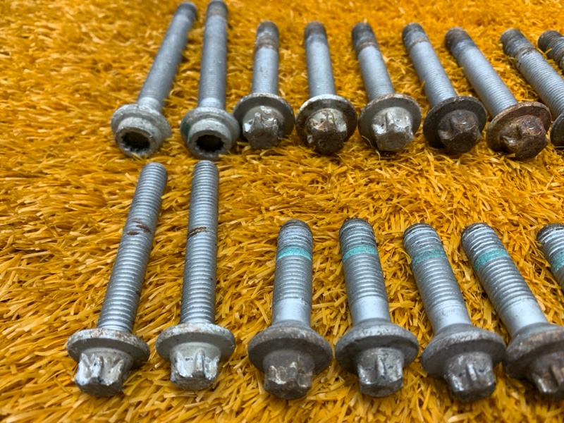 Болты и гайки задней подвески, 1000 рублей, Красноярск