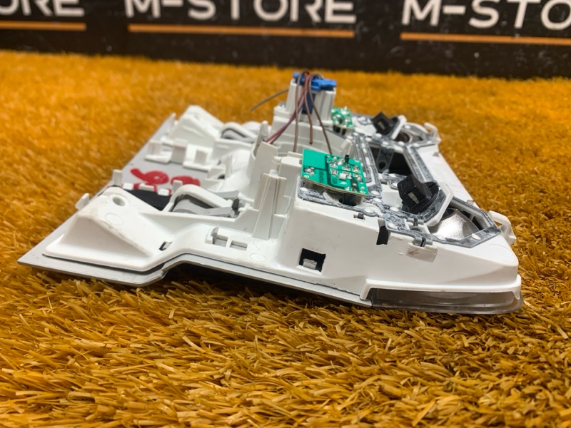 плафон освещения, 1960 рублей, Красноярск