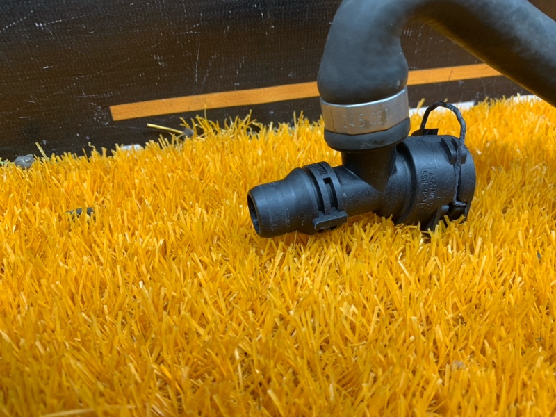 Патрубок системы охлаждения, 1180 рублей, Красноярск