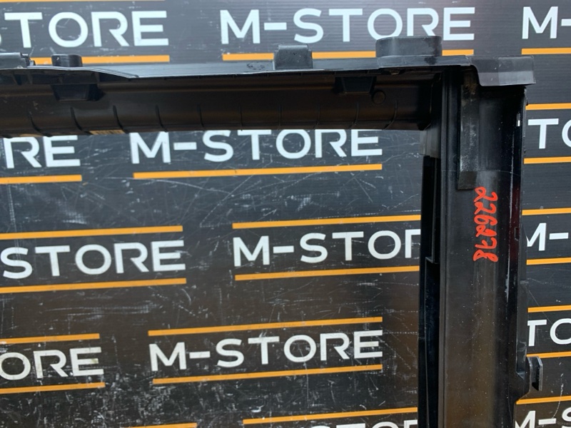 рамка радиатора, 1900 рублей, Красноярск