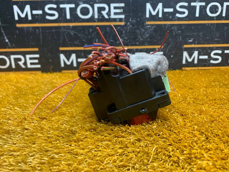 блок предохранителей, 400 рублей, Красноярск