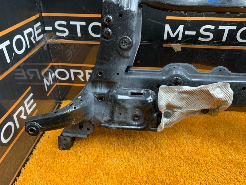 Балка поперечная (подрамник), 9000 рублей, Красноярск