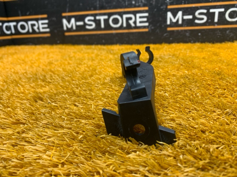 кронштейн, 410 рублей, Красноярск