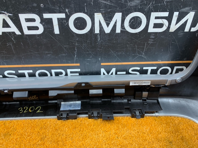 бампер, 11000 рублей, Красноярск