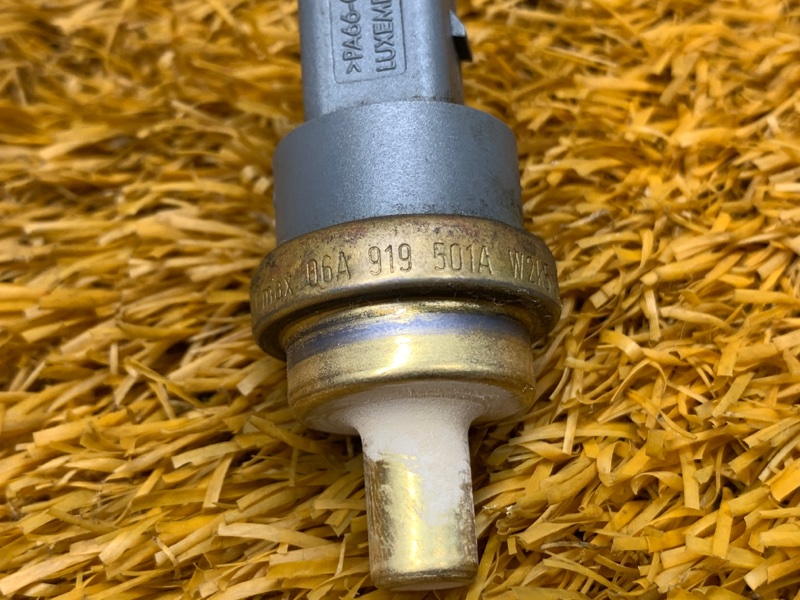 датчик температуры охлаждающей жидкости, 200 рублей, Красноярск