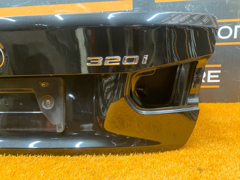 крышка багажника, 5000 рублей, Красноярск