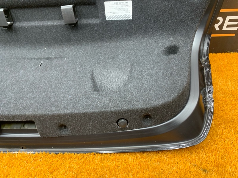 крышка багажника, 5000 рублей, Красноярск