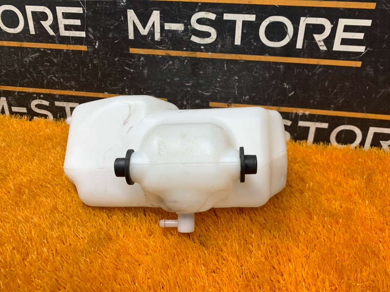 Бачок омывателя фар, 290 рублей, Красноярск