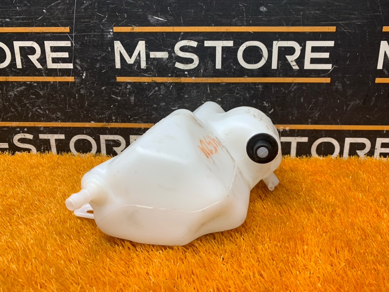 Бачок омывателя фар, 290 рублей, Красноярск