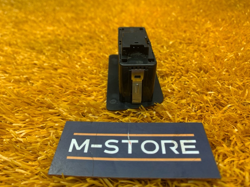 кнопка закрывания багажника, 1240 рублей, Красноярск