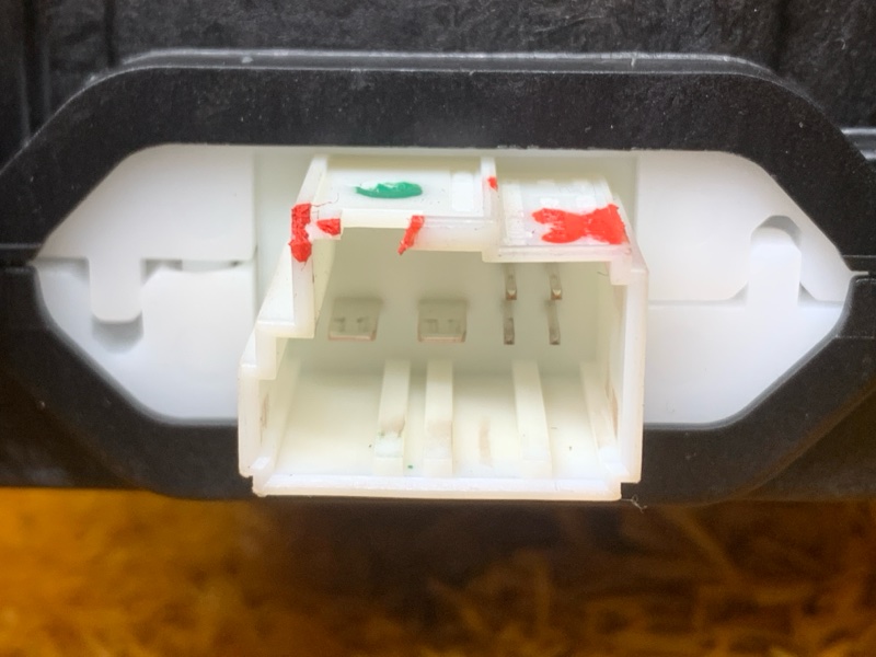 Доводчик крышки багажника, 3680 рублей, Красноярск