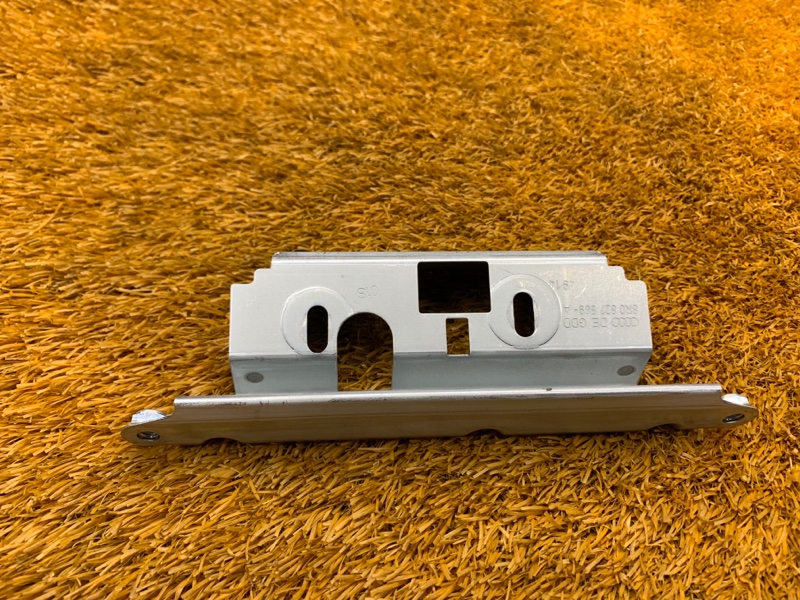 Кронштейн ручки открывания багажника, 300 рублей, Красноярск