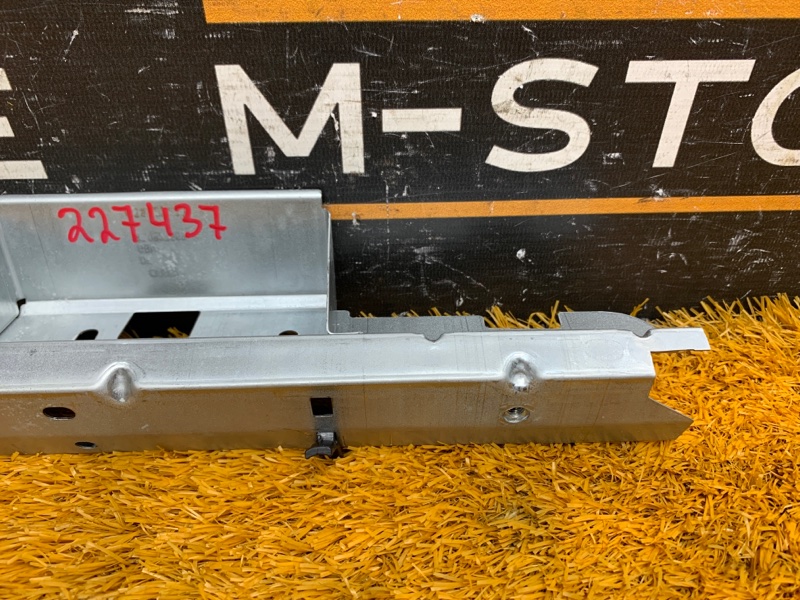 Кронштейн ручки открывания багажника, 300 рублей, Красноярск