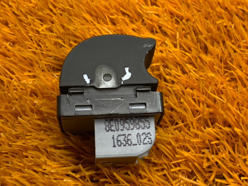 кнопка стеклоподъемника, 300 рублей, Красноярск