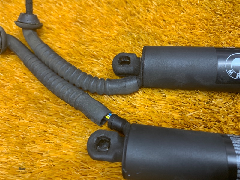 амортизатор багажника, 22100 рублей, Красноярск