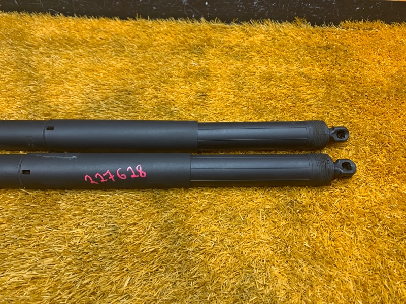 амортизатор багажника, 22100 рублей, Красноярск