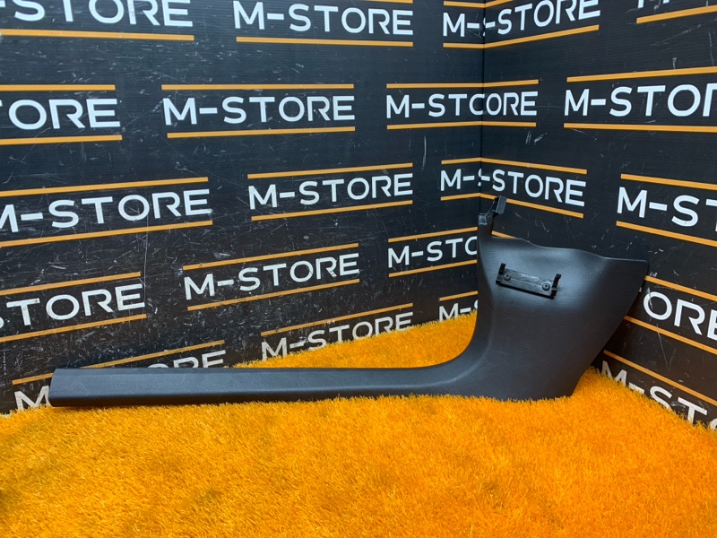 Накладка на порог салона, 380 рублей, Красноярск