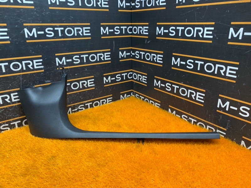 Накладка на порог салона, 380 рублей, Красноярск