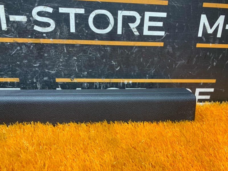 Накладка на порог салона, 250 рублей, Красноярск