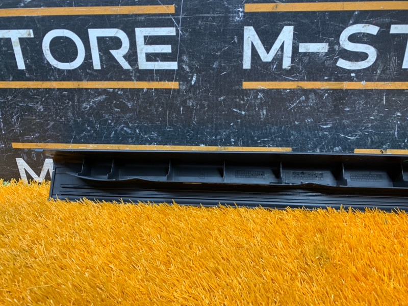 Накладка на порог салона, 250 рублей, Красноярск