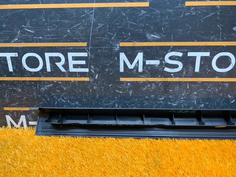 Накладка на порог салона, 250 рублей, Красноярск