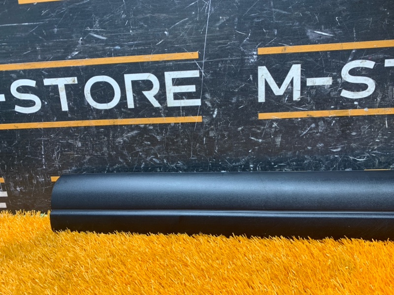 Накладка на порог салона, 200 рублей, Красноярск