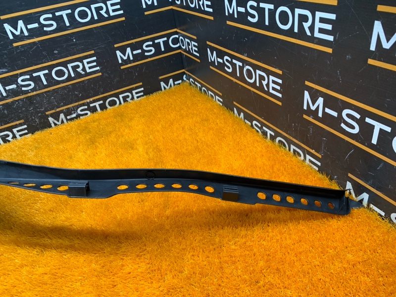 Накладка на порог салона, 240 рублей, Красноярск