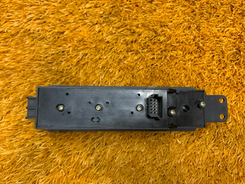 Блок управления стеклоподъемниками, 2140 рублей, Красноярск