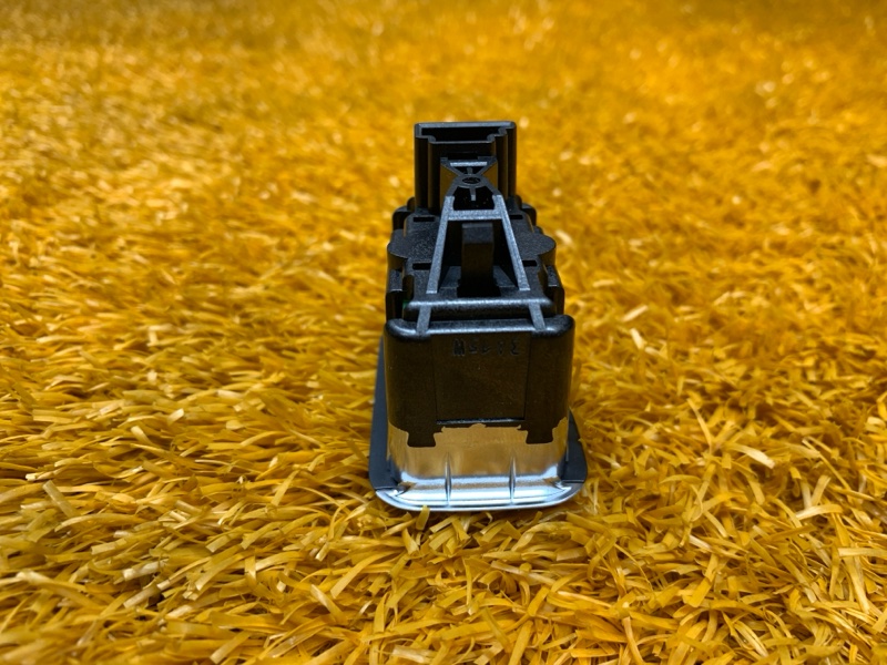 кнопка стеклоподъемника, 300 рублей, Красноярск