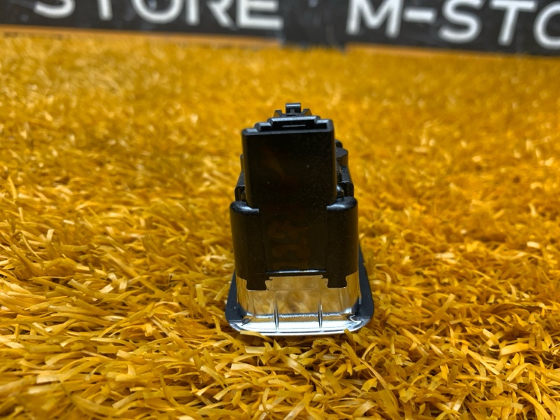 кнопка стеклоподъемника, 300 рублей, Красноярск