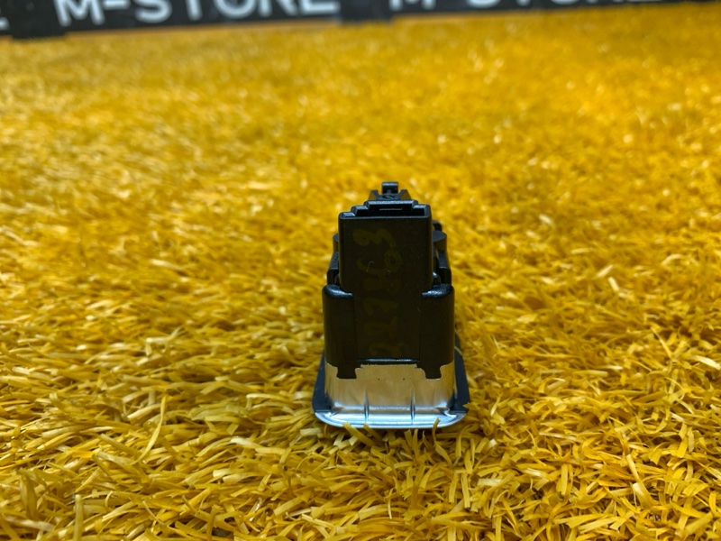 кнопка стеклоподъемника, 300 рублей, Красноярск