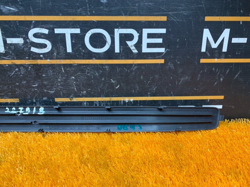 Накладка на порог салона, 330 рублей, Красноярск