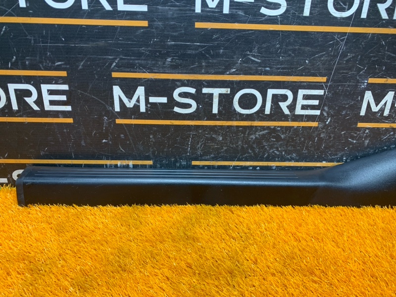 Накладка на порог салона, 330 рублей, Красноярск