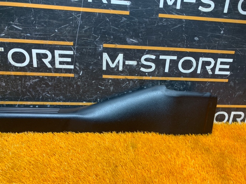 Накладка на порог салона, 330 рублей, Красноярск