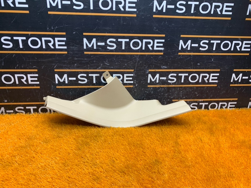 Накладка на порог салона, 380 рублей, Красноярск