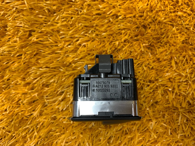 Кнопка открывания багажника, 350 рублей, Красноярск