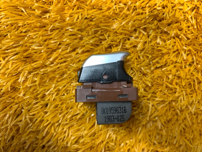 Кнопка открывания багажника, 500 рублей, Красноярск