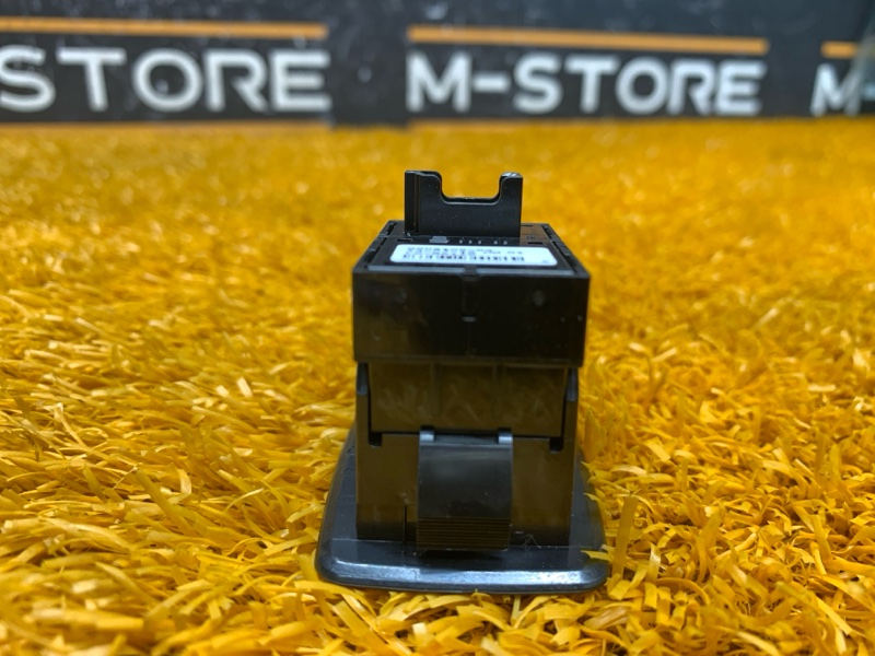 кнопка стеклоподъемника, 200 рублей, Красноярск