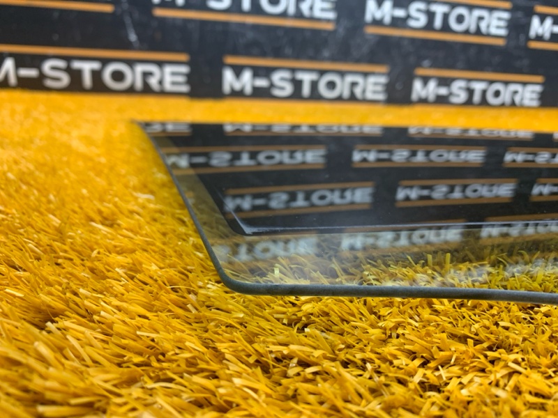 Стекло боковое, 500 рублей, Красноярск