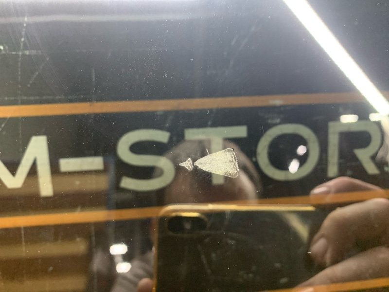 Стекло боковое, 500 рублей, Красноярск