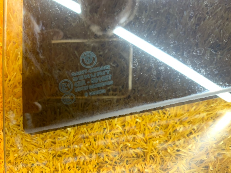 Стекло боковое, 600 рублей, Красноярск