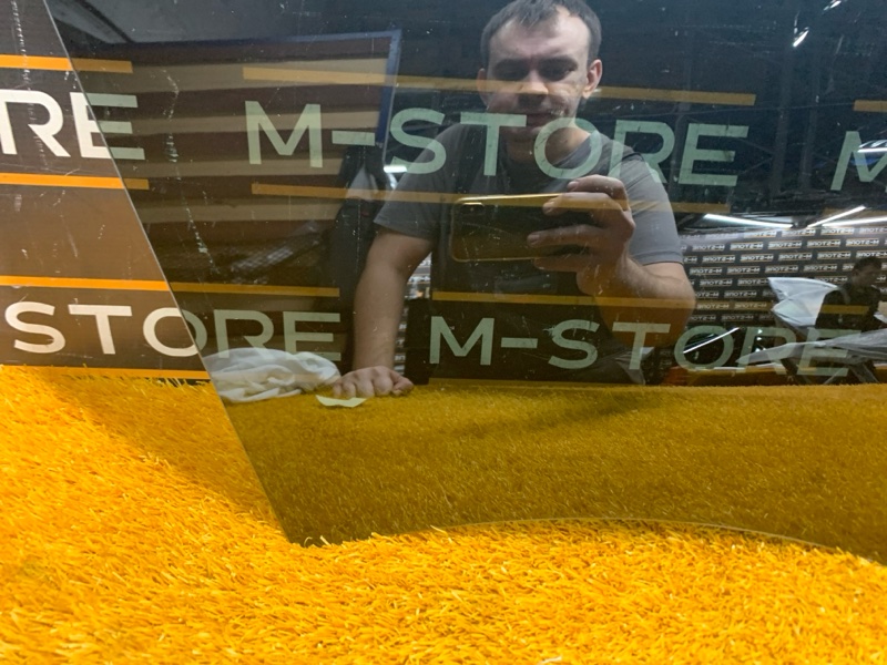 Стекло боковое, 1640 рублей, Красноярск