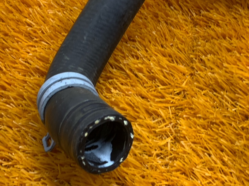 Патрубок системы охлаждения, 600 рублей, Красноярск