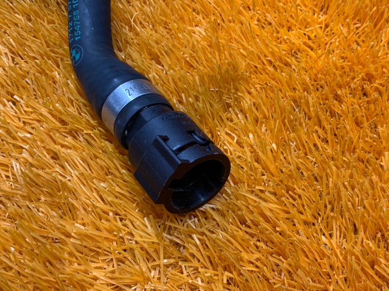 Патрубок системы охлаждения, 500 рублей, Красноярск