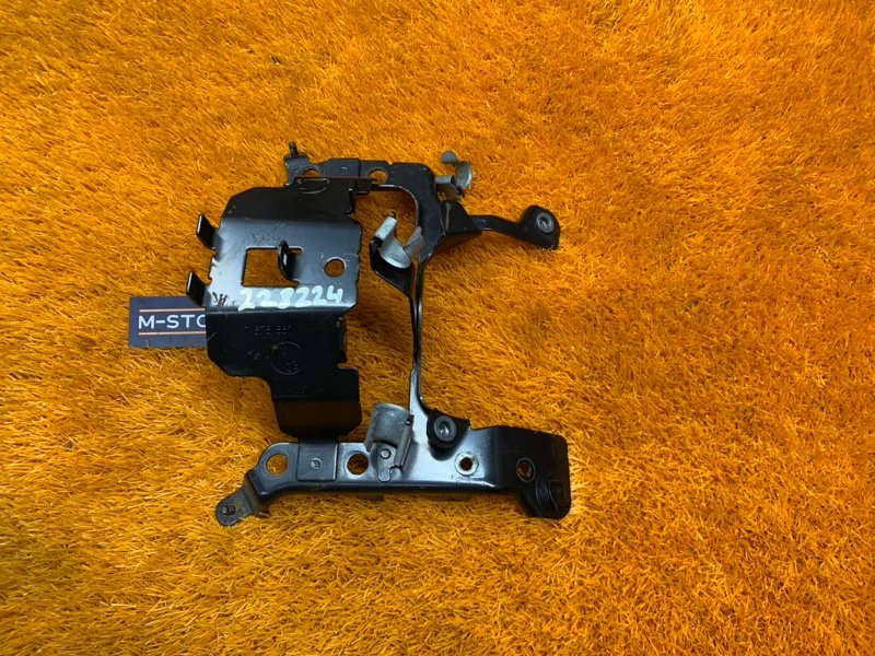 Кронштейн расширительного бачка, 410 рублей, Красноярск