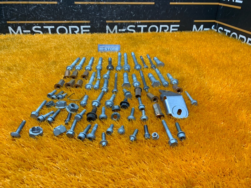 Болты и гайки ДВС, 950 рублей, Красноярск