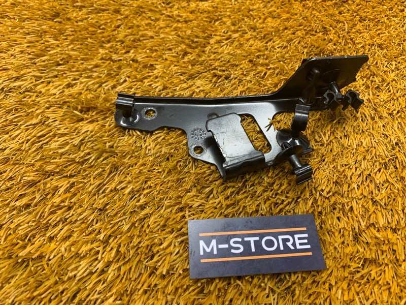 кронштейн, 300 рублей, Красноярск