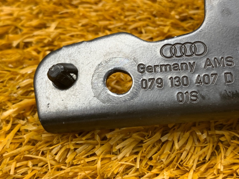 кронштейн, 300 рублей, Красноярск